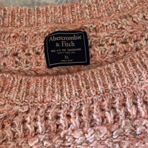 Abercrombie & Fitch Pink knit sweater size XL